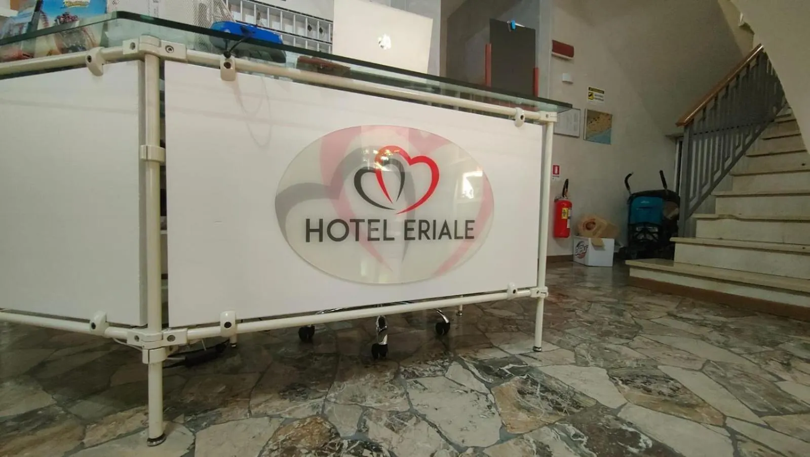 Hotel Eriale Ρίμινι